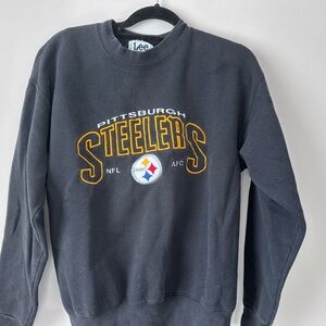 Lee Men's Black Pittsburgh Steelers Sweatshirt - Size M